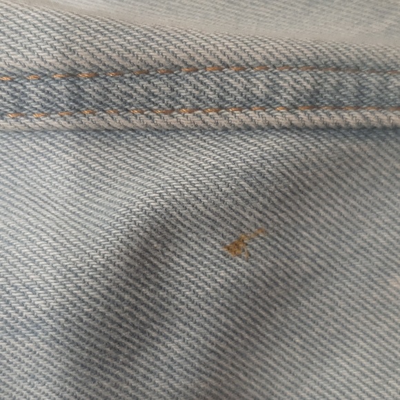 Has little mark on the sleeve as shown on the picture - Picture 3 of 9